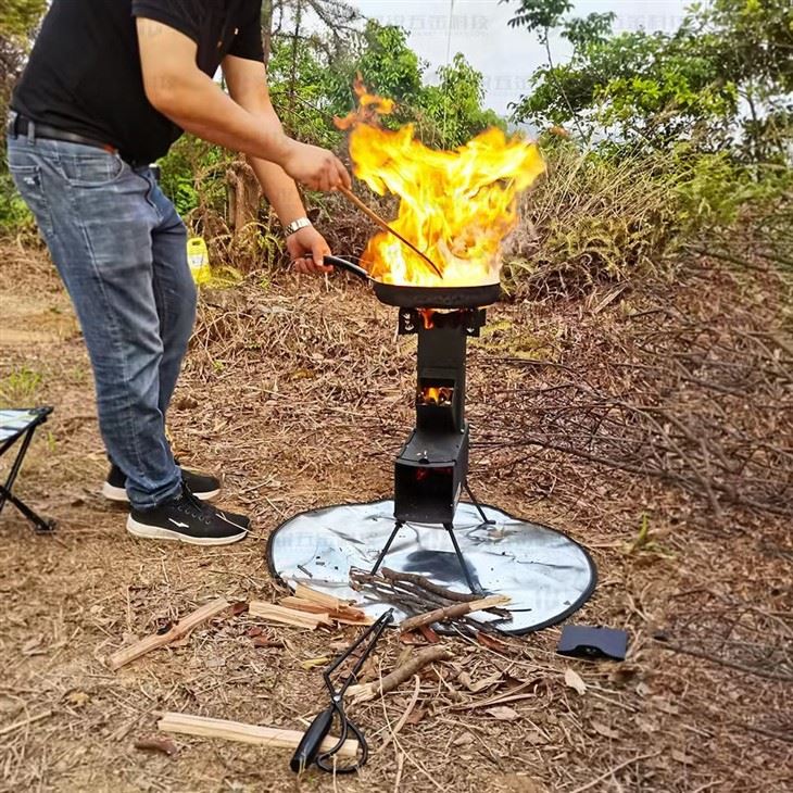 Collapsible Rocket Stove